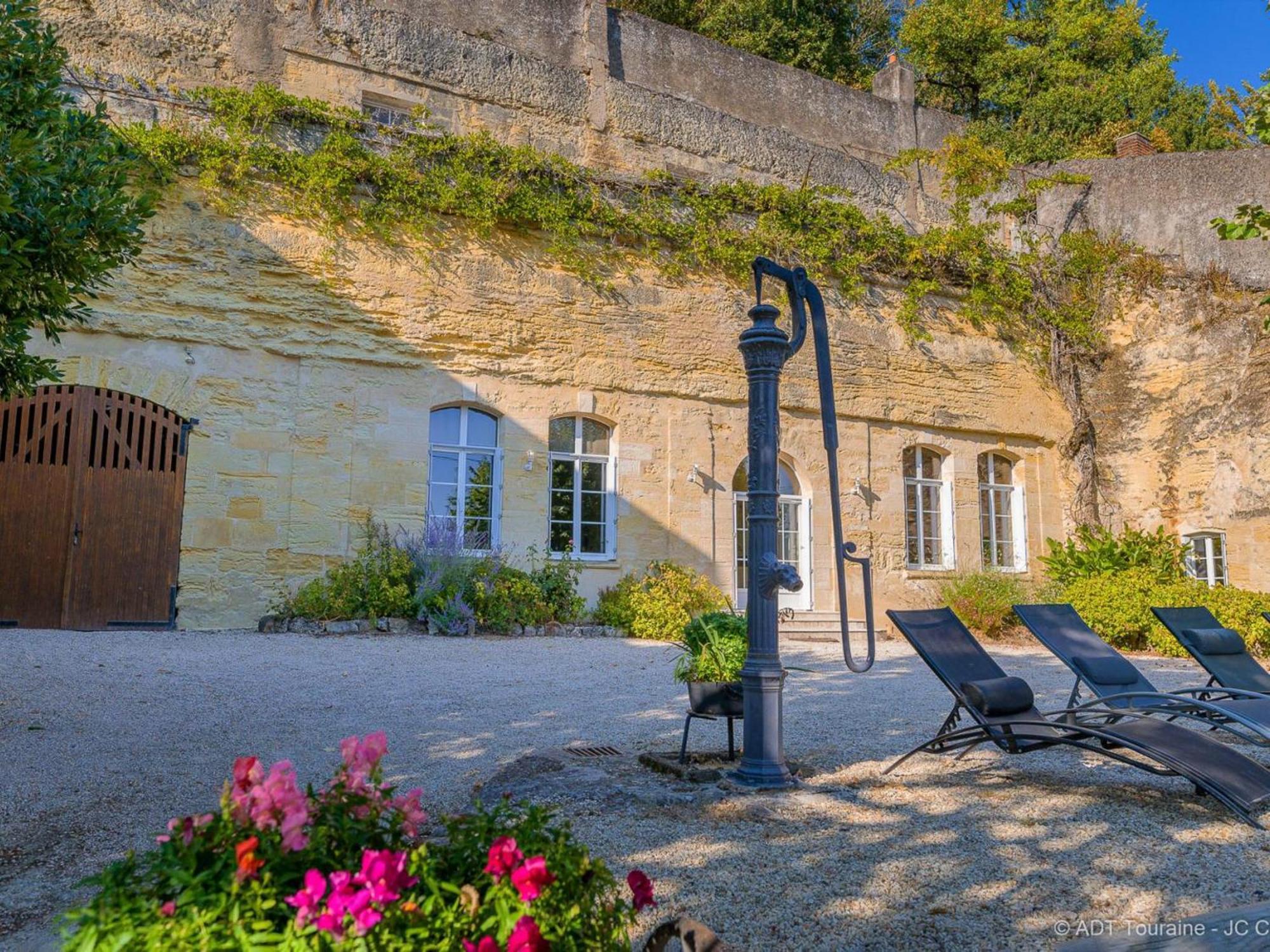 Maison Troglodyte Elegante Avec Spa, Salle De Jeux Et Jardin Clos A Vouvray - Fr-1-381-87 מראה חיצוני תמונה