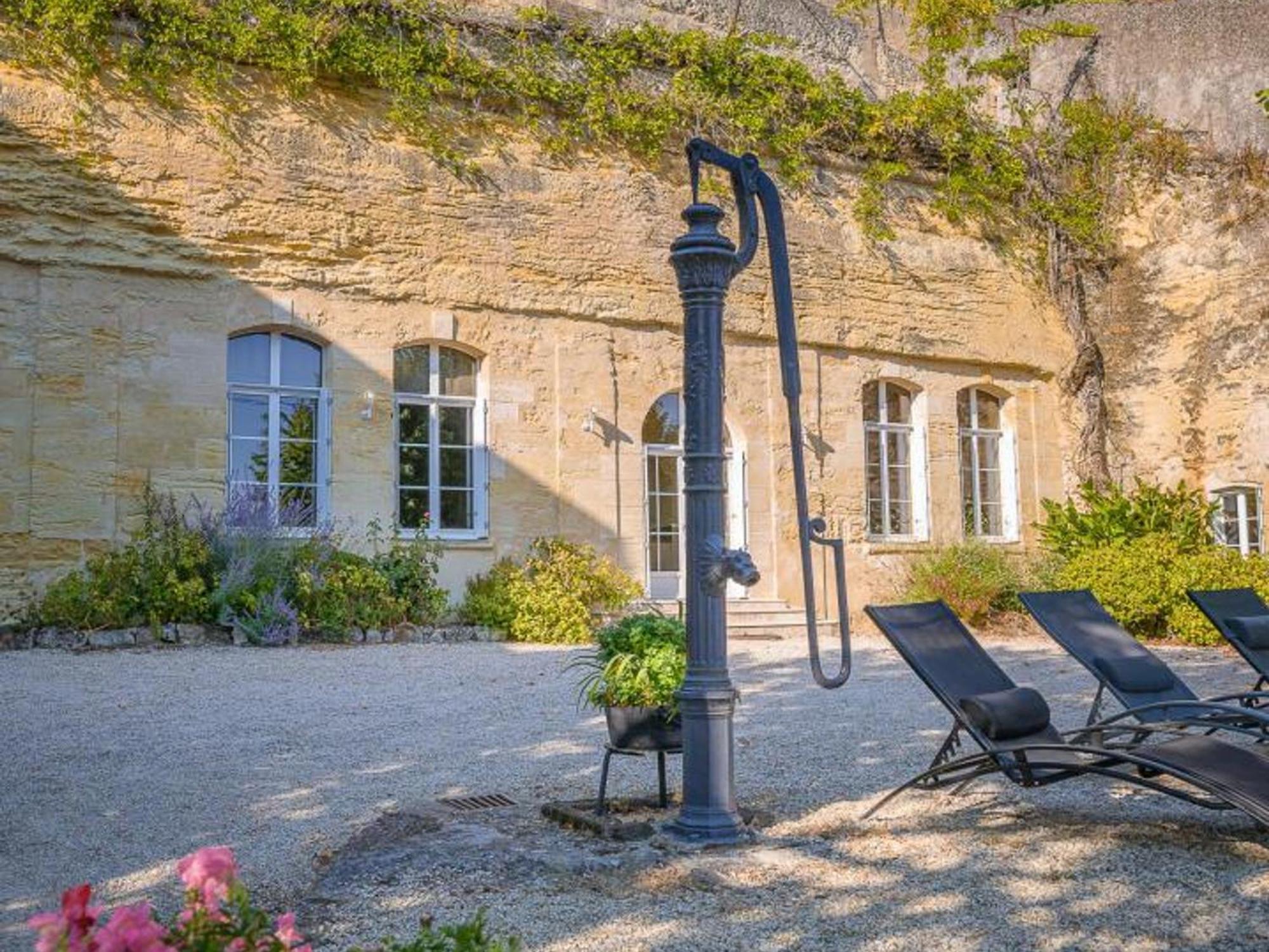 Maison Troglodyte Elegante Avec Spa, Salle De Jeux Et Jardin Clos A Vouvray - Fr-1-381-87 מראה חיצוני תמונה
